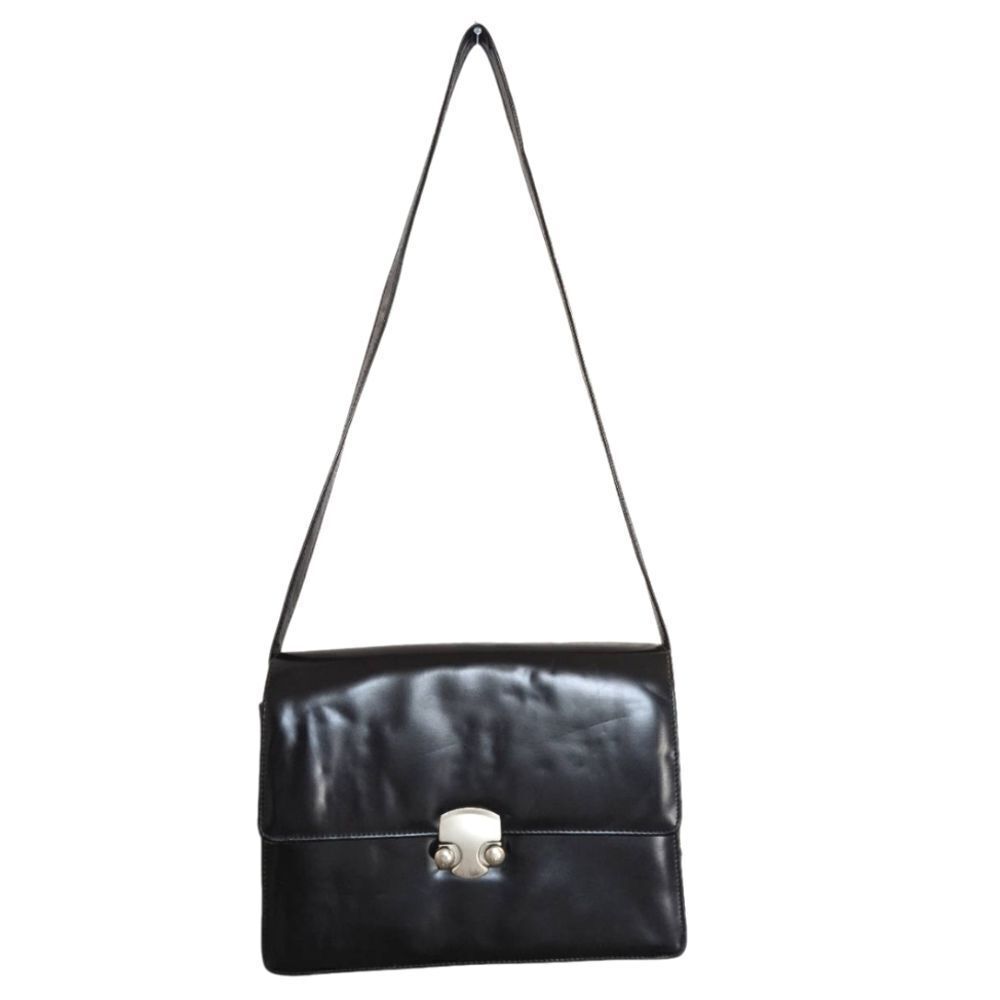 Vintage 90s Daniella black vinyl flap button lock clasp shoulder bag handbag